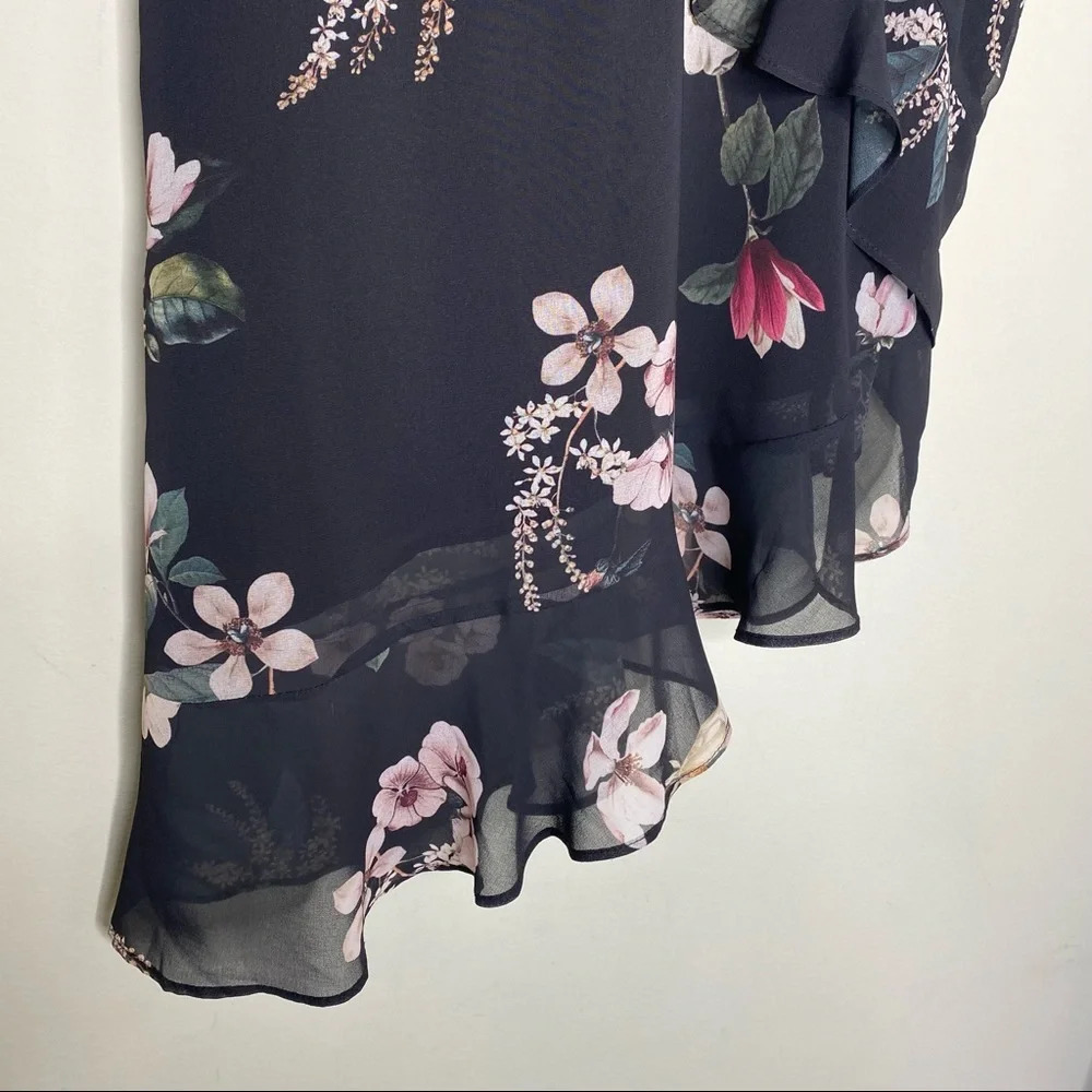 ✨NWT Keepsake The Label Back Cosmic Girl Floral Asymmetrical Top Size Medium - Picture 6 of 9